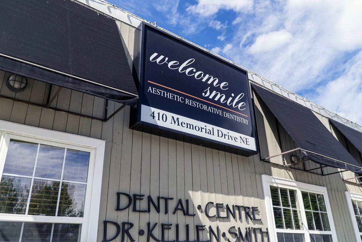 Exterior Signage | Welcome Smile Dental | Calgary Downtown Dentist | Calgary AB